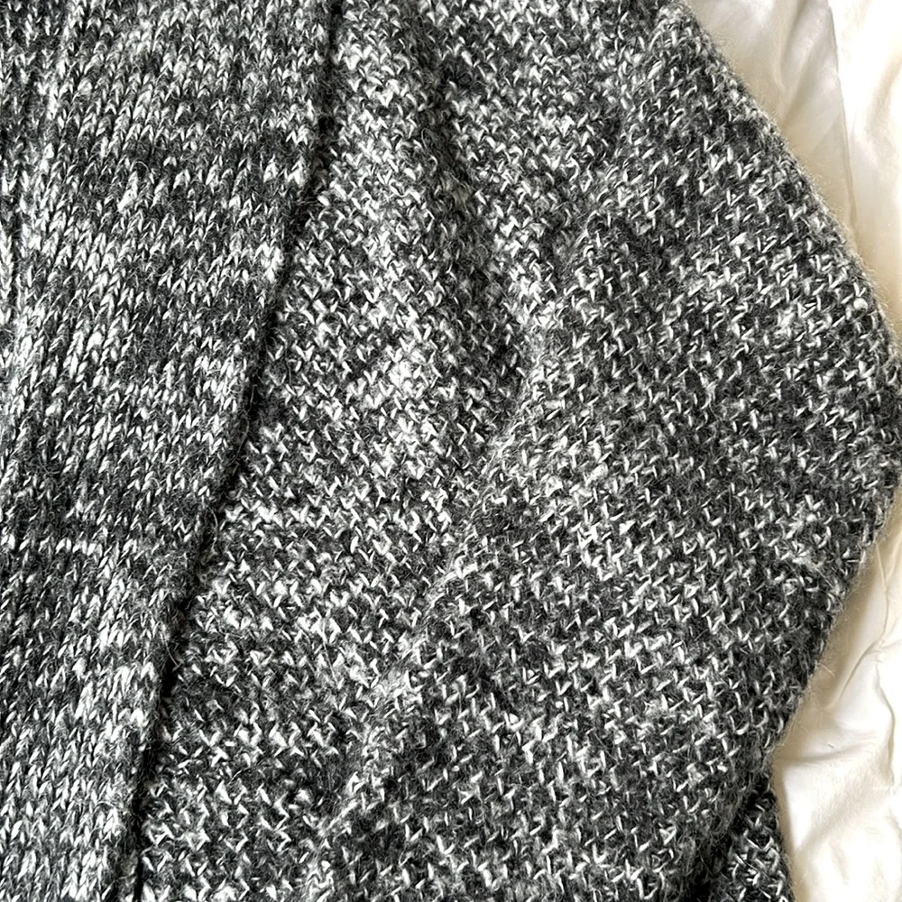 JOE FRESH COZY KNIT SWEATER - Picture 2 of 5